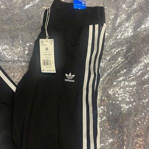 Ladies leggings medium